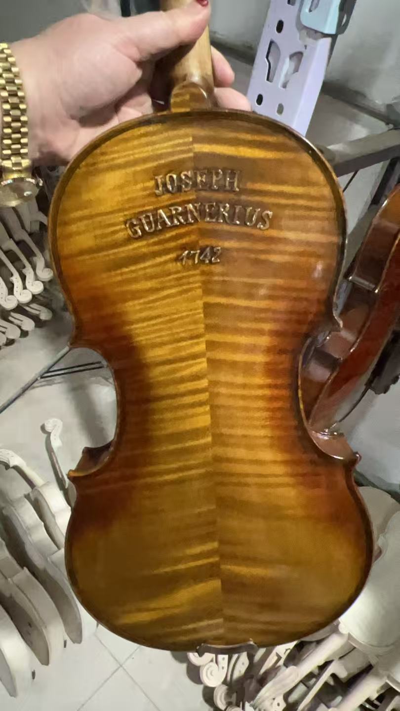 Musical Instruments Online - 악기 4/4 카빙 1742 바이올린 유럽산